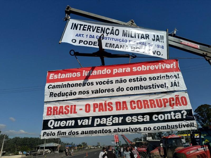 Administrador público esclarece atual cenário político brasileiro