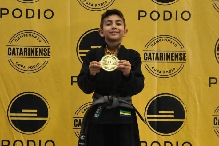 Criciumense de 8 anos disputa o Campeonato Brasileiro de Jiu-jítsu
