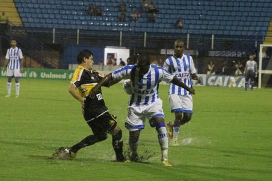 Tigre fica no empate na Ressacada