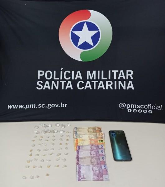 Homem é preso com drogas em Siderópolis