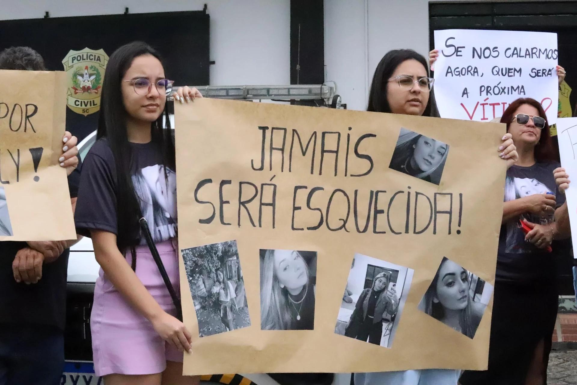 Pai de Thamily Ereno cobra respostas sobre a morte da filha: “Alguém tem que dizer alguma coisa"