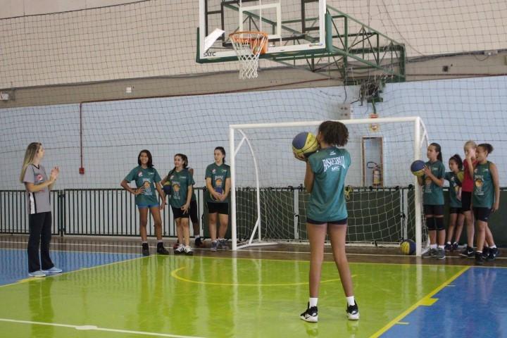 Equipes de basquete Satc/FME recebem adversários neste fim de semana