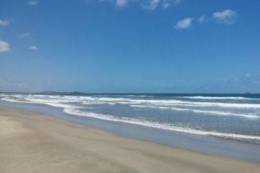 Praias analisadas em Laguna estão próprias para banho