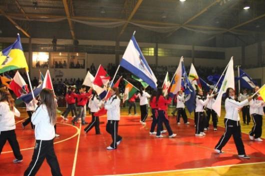 Homenagens na abertura dos Joguinhos Abertos