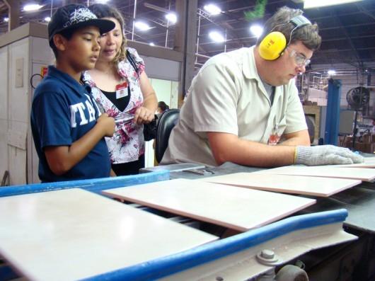 Ação leva famílias para dentro da empresa