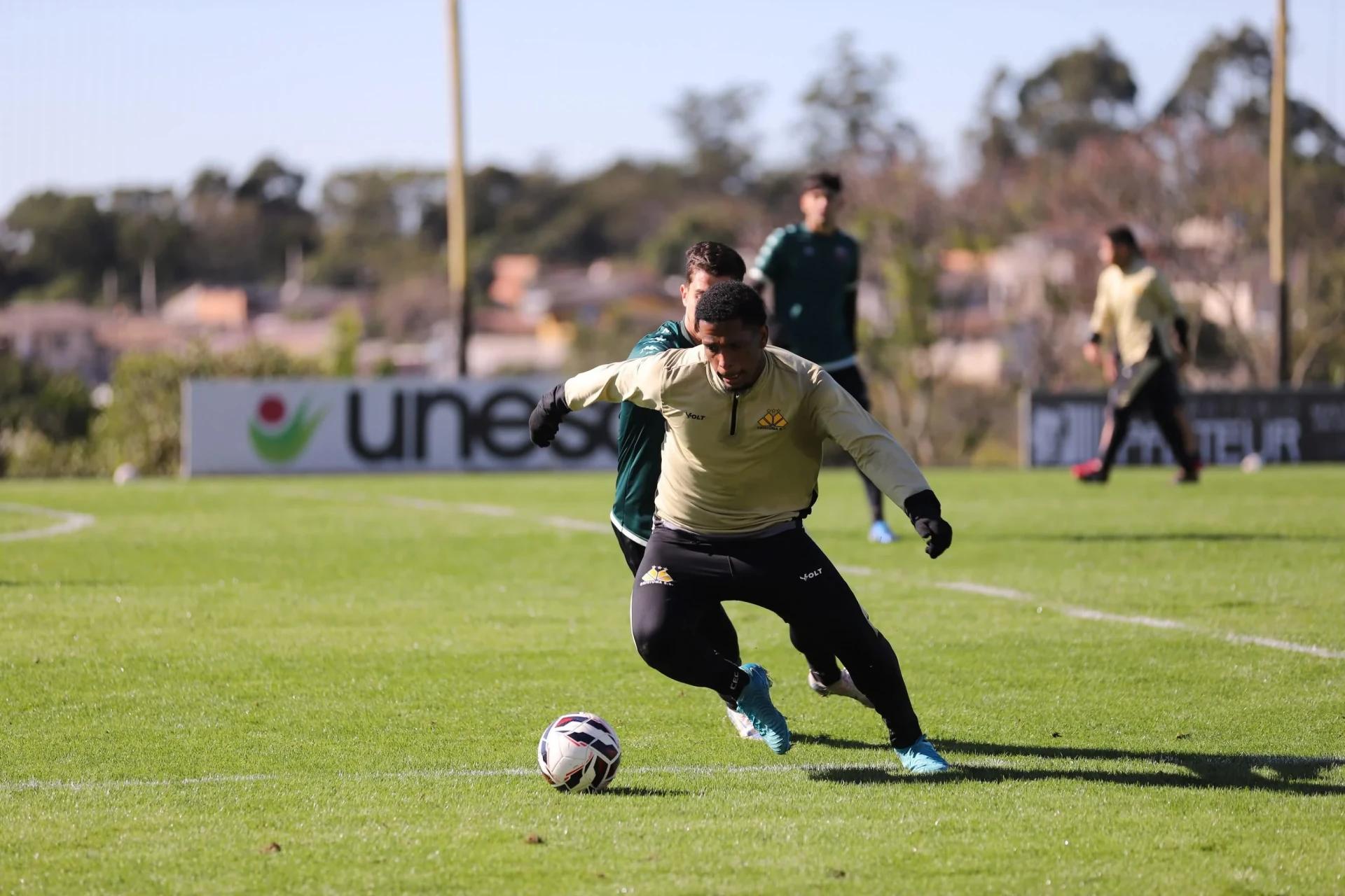 Com gol de atacante da base, Tigre vence o Camboriú em jogo-treino