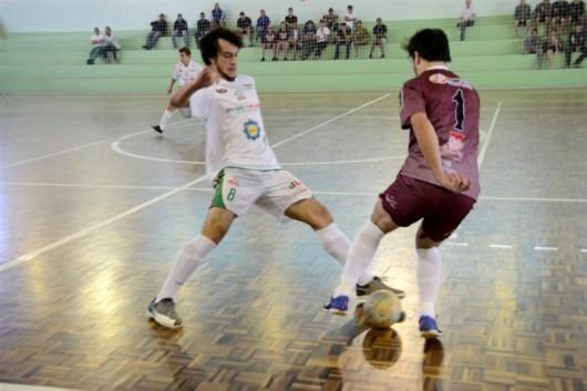 Criciúma e Caçador empatam no futebol feminino
