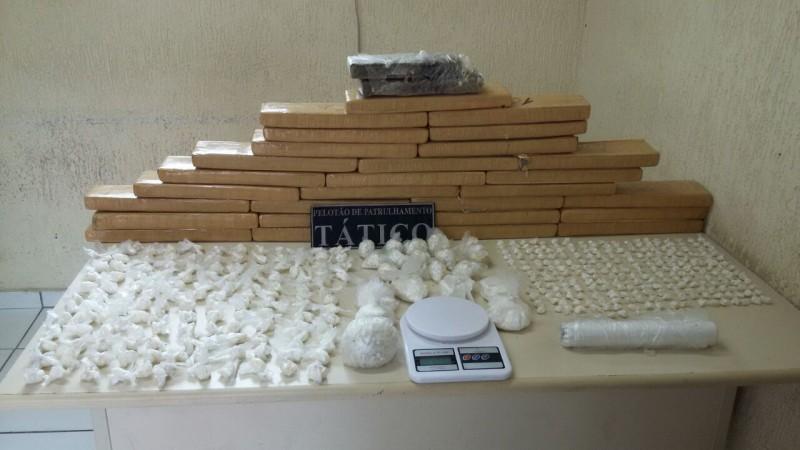 Denúncia anônima resulta na apreensão de mais de 27 quilos de maconha