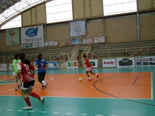 Meninas da Unesc não rendem na reta final