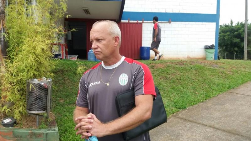 No Metropolitano, a quarta troca de técnico no Estadual