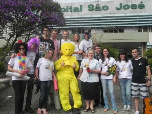 Voluntários da Ação + estiveram no Hospital São José