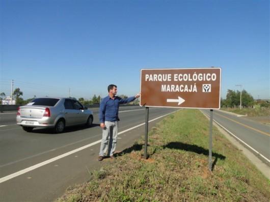 Novas placas de sinalização para acesso ao Parque Ecológico Maracajá 