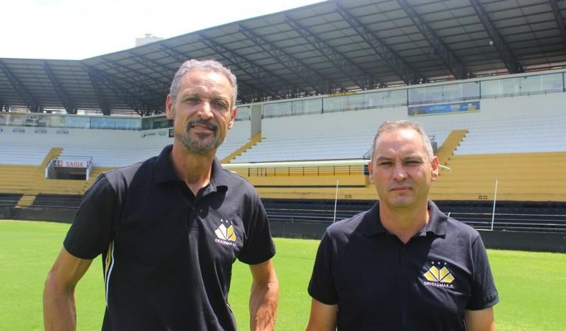 Tigre inicia demissões: dupla do futebol continua
