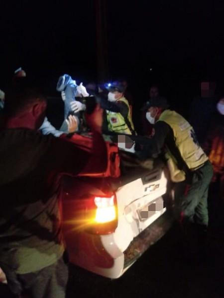 Após colisão, motociclista é arremessado em carroceria de veículo na SC-435