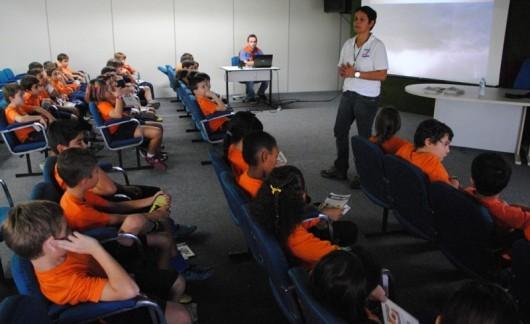 Defesa Civil realiza palestra para alunos do Sesi