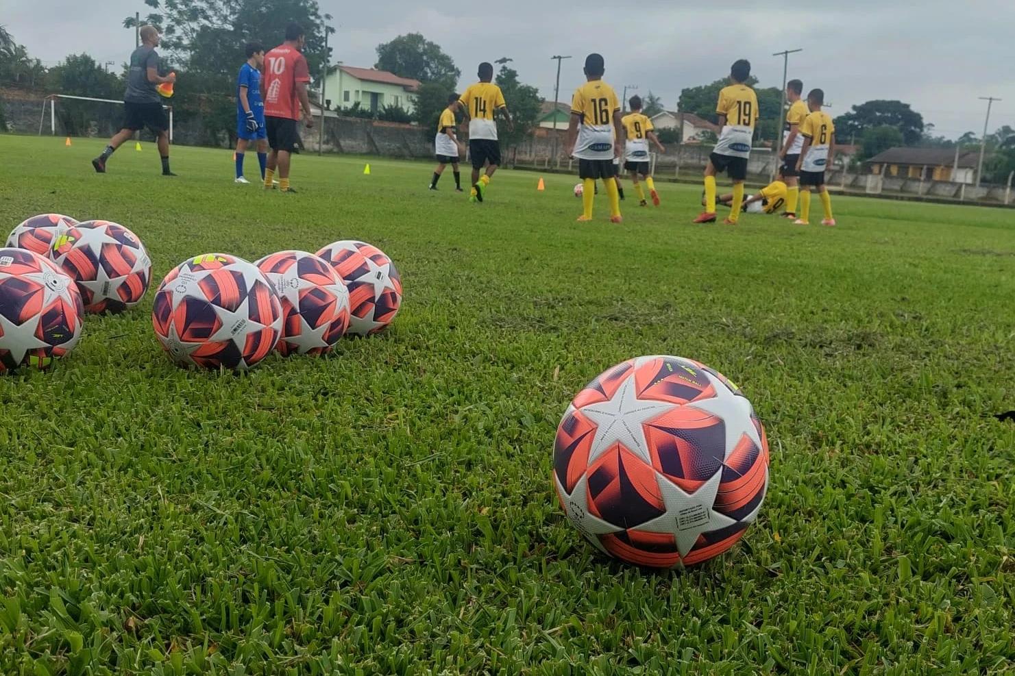 Projeto Sementes para o Futuro: vagas abertas para futebol e jiu-jítsu