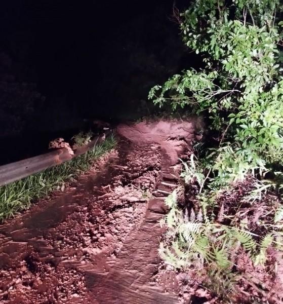 Serra do Rio do Rastro é interditada pela PMRv após três quedas de barreiras 