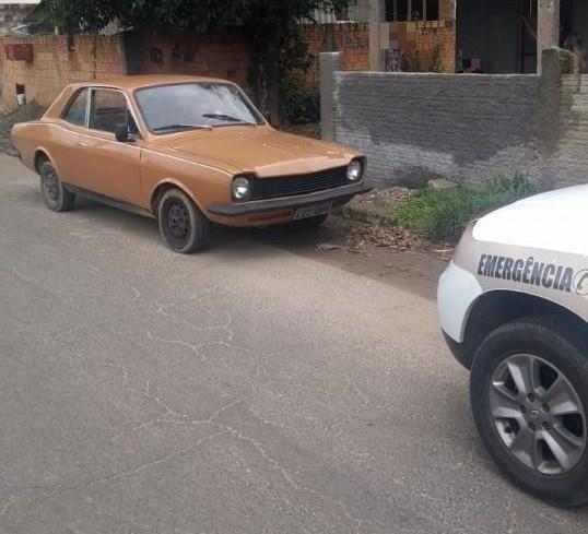 Polícia Militar recupera Ford Corcel com registro de furto em Criciúma