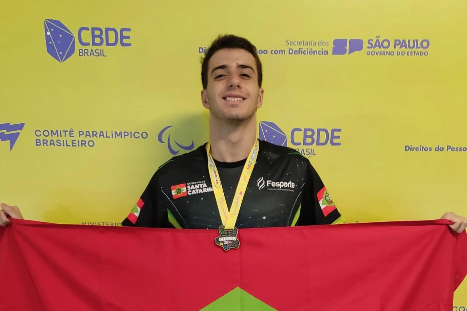 Atleta do Mampituba conquista três ouros em competição nacional