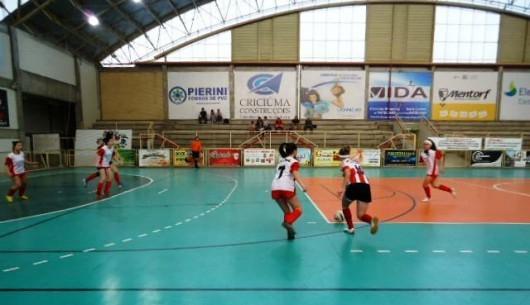 Atletas de Içara aprovadas no peneirão da Unesc