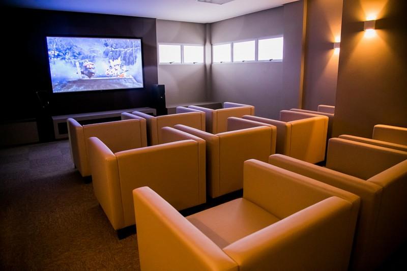 Sala de cinema é destaque em obra entregue pela Fontana