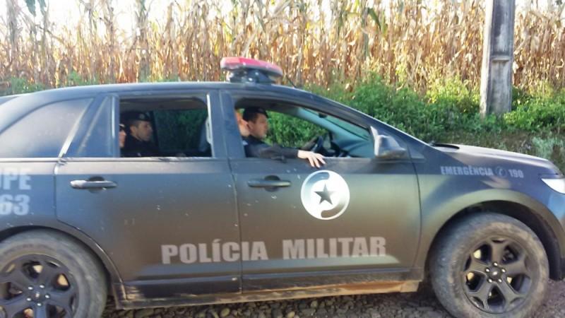 Assaltante de quadrilha é morto durante troca de tiros 