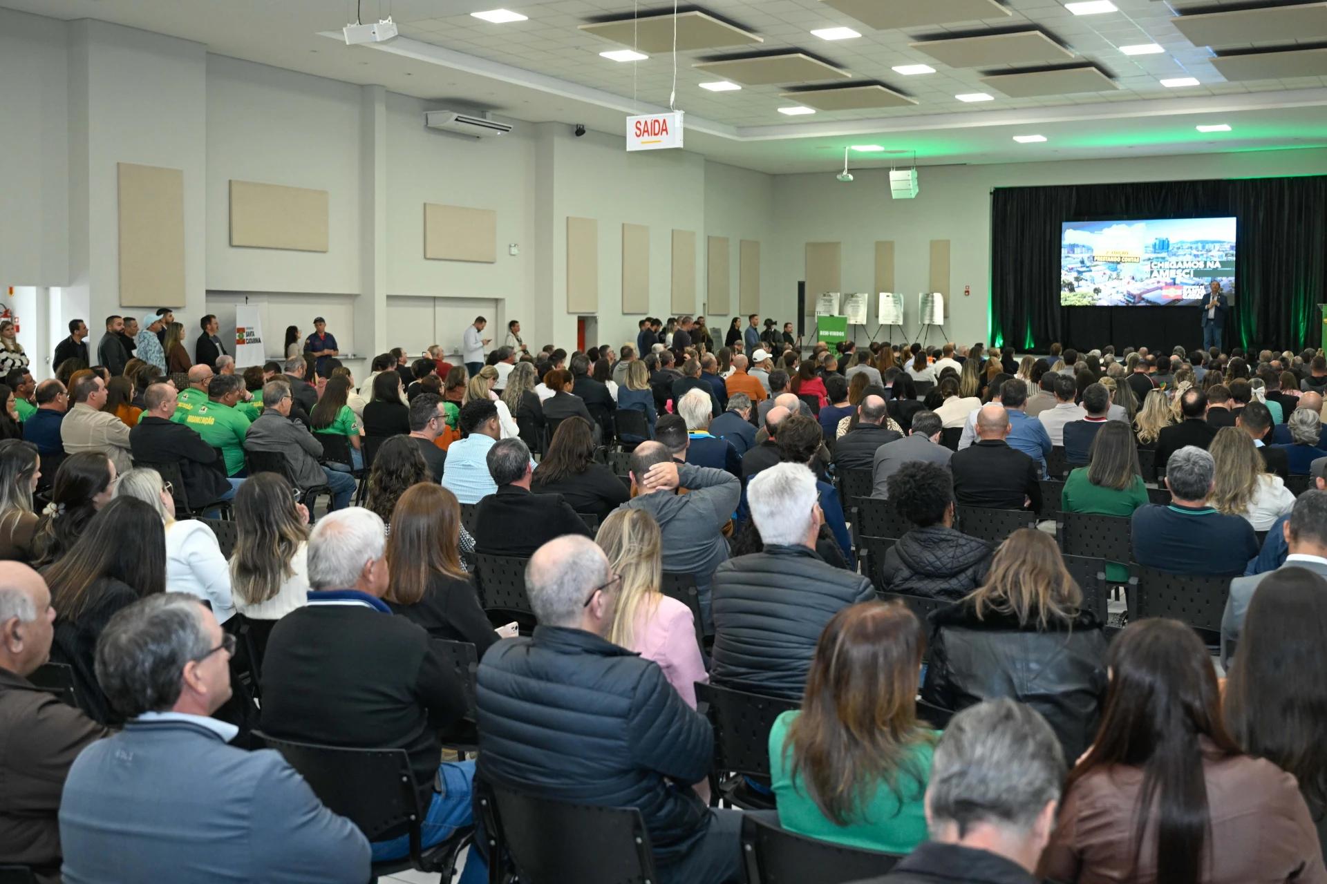 Fapesc lança edital com R$ 2,5 milhões para incentivar a realização de eventos científicos