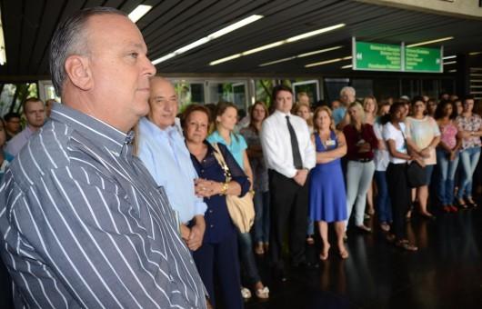   Primeiro dia de trabalho: Márcio Búrigo  e Verceli Coral são recepcionados no Paço Municipal