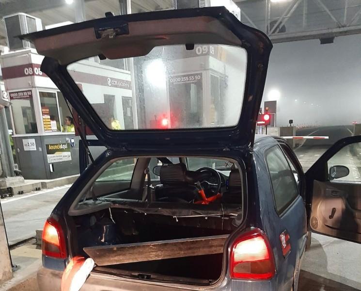 Veículo furtado em Araranguá é recuperado pela PM na BR-101