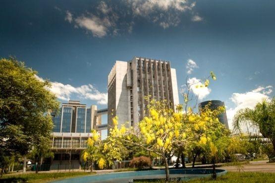 Estabelecimento de Orleans é multado em R$ 7 mil por servir bebida alcoólica para adolescentes