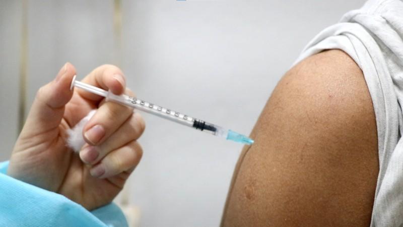 Covid-19: Criciúma vacina pessoas com 19 anos neste sábado 
