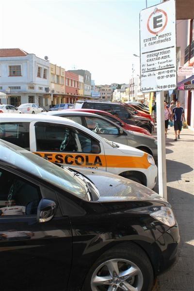 Laguna sem estacionamento rotativo no centro Histórico