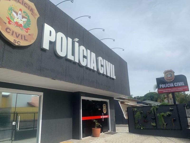 Polícia Civil prende homem por ameaça e descumprimento de medida protetiva em Araranguá