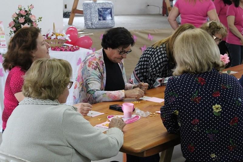 Bingo Rosa fecha primeira semana de atividades do Outubro Rosa