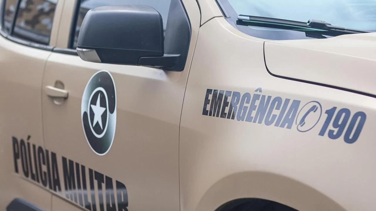 Motorista é detida após ser flagrada dirigindo embrigada e com o pneu do carro furado