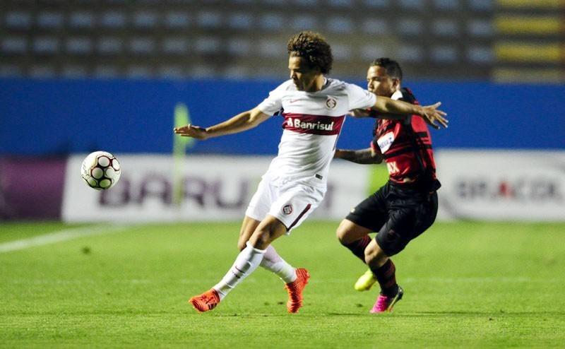 Inter garante acesso, mas fica mais longe do título da Série B