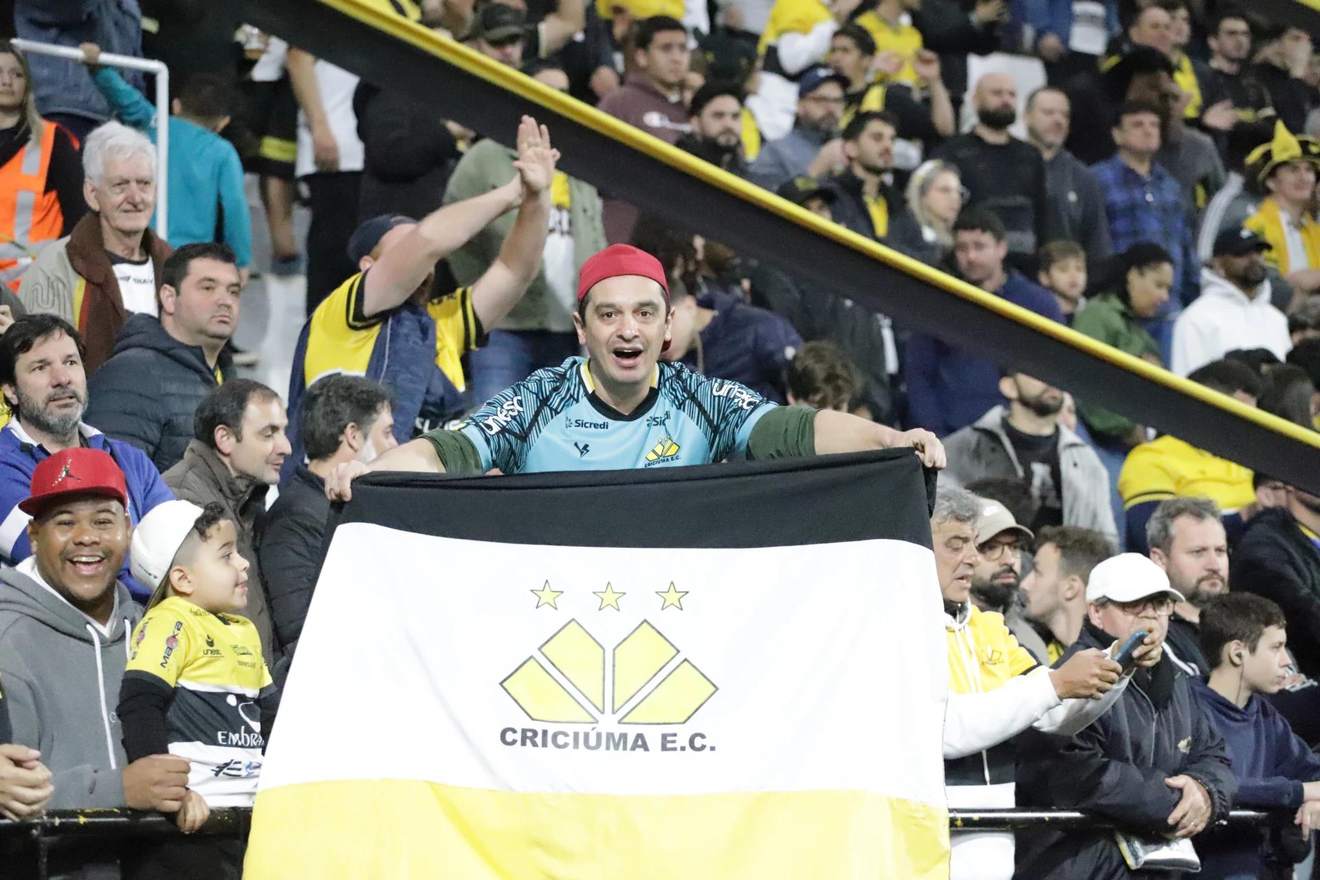 Criciúma suspende novas adesões ao plano Carvoeiro Ouro devido à lotação do HH