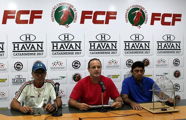 FCF divulga arbitragem para a 8ª rodada do returno