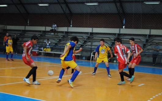 São Bento e Forquilhinha dividem vice-liderança do Estadual sub-13