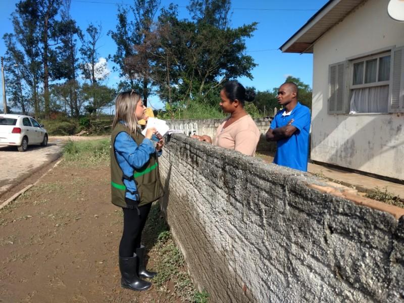 Vigilância Sanitária presta orientações à população após enchente
