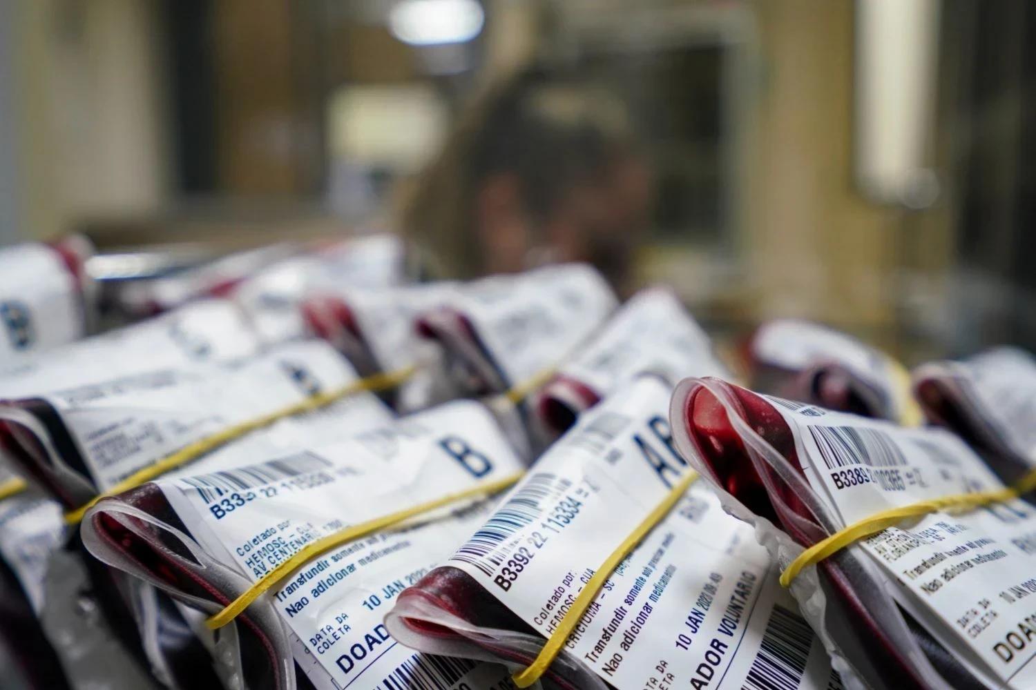 Com algumas tipagens em baixa, Hemosc chama população para doação de sangue