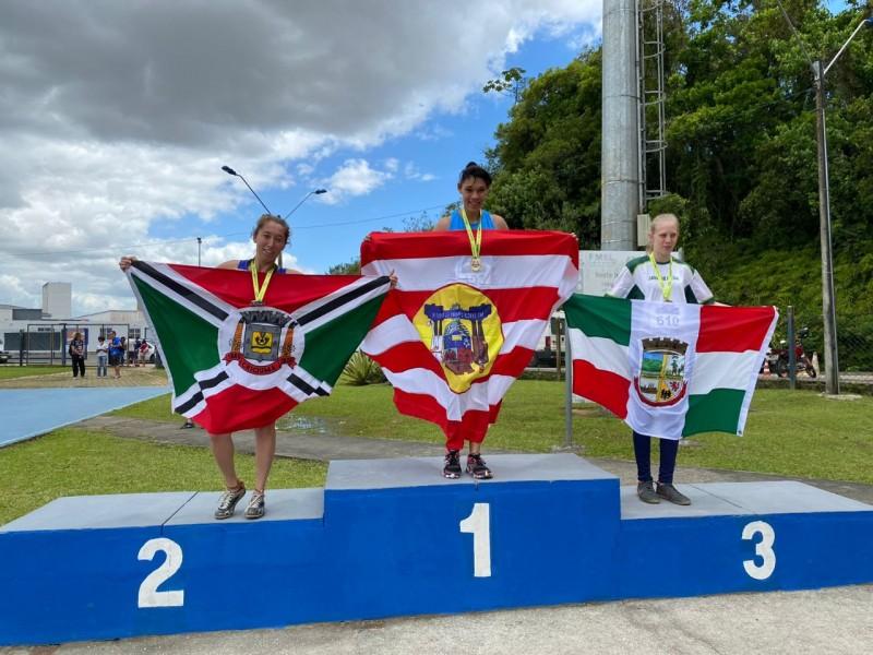 Criciúma encerra primeiro dia de Parajasc com 12 medalhas e um troféu