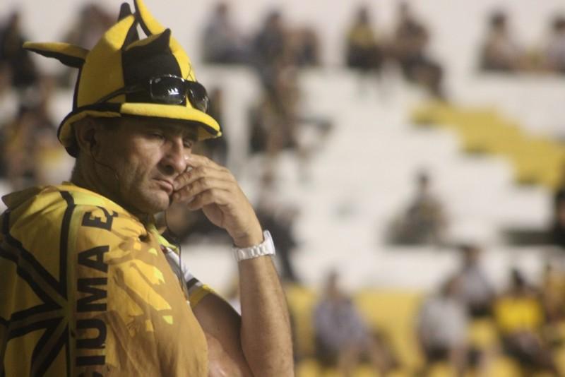 Recorde negativo e torcida sonolenta no Majestoso
