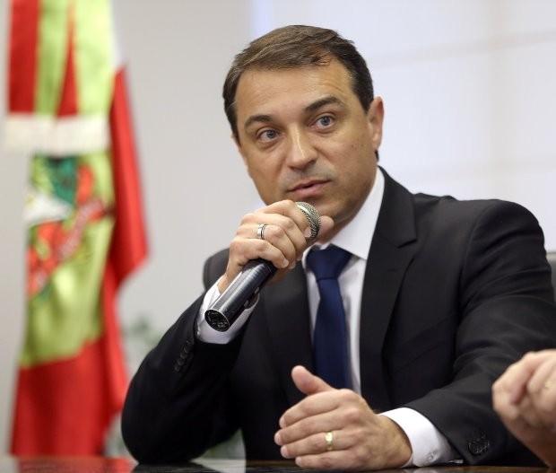 Governador sanciona lei que cria programa de combate à corrupção