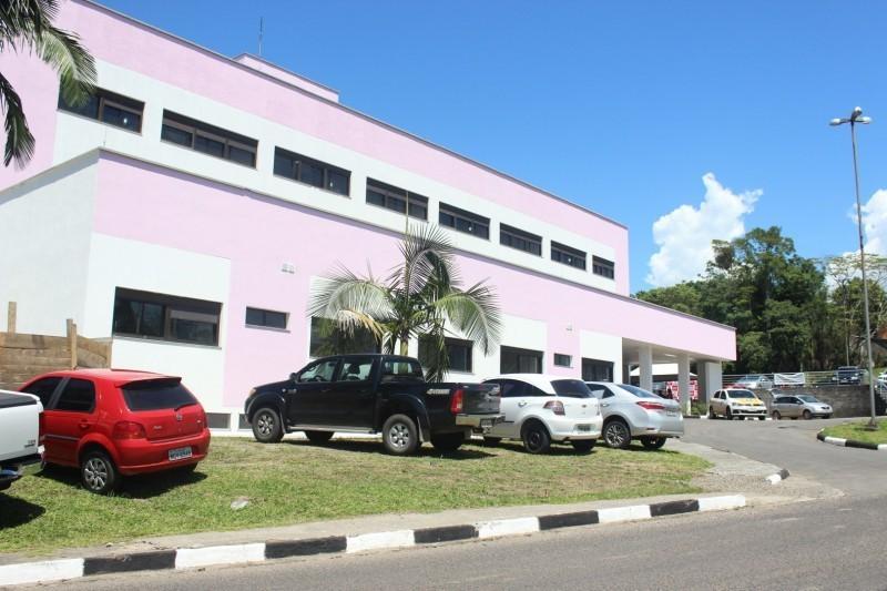 Criança de cinco anos que estava internada em Criciúma morre com Covid-19