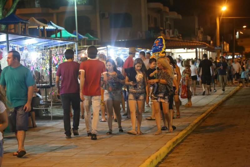 Turistas e veranistas movimentam Arroio do Silva