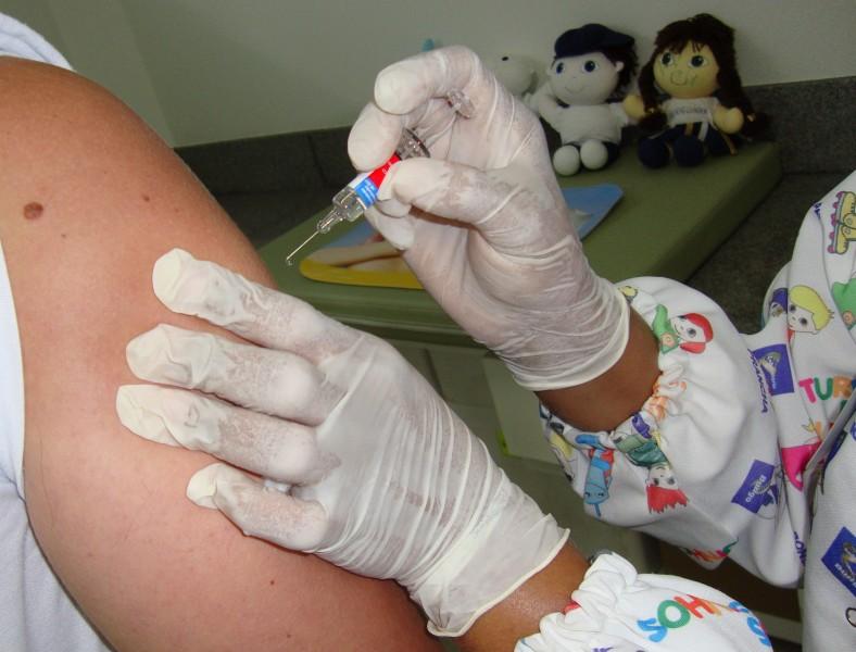 Novo público-alvo é beneficiado com vacina contra o HPV