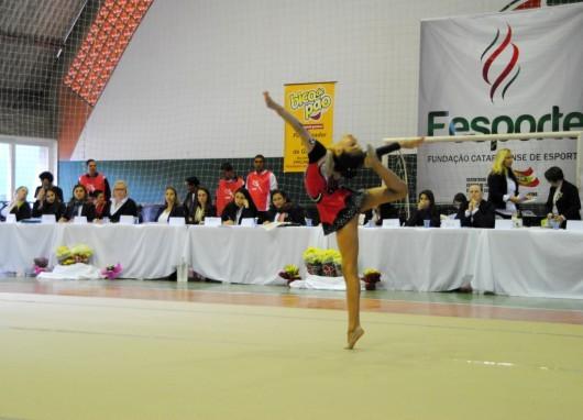 Ginástica rítmica de Criciúma encerra Olesc na sexta colocação 