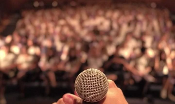 Fonoaudióloga revela método exclusivo para falar melhor em público  