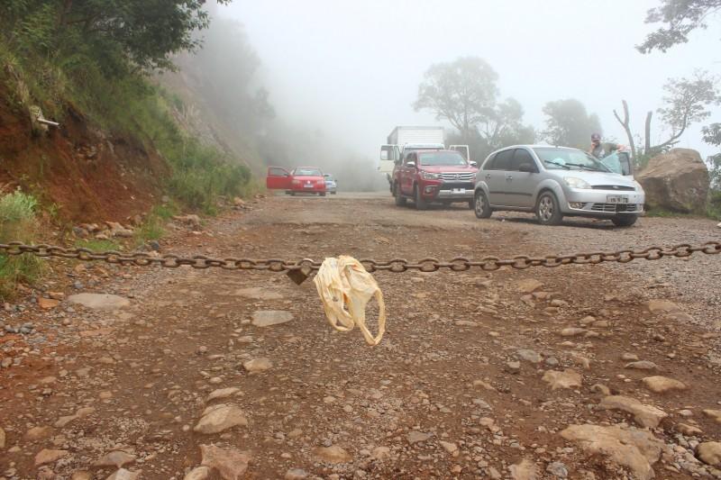 Serra da Rocinha terá sistema de comboio no feriado e estará interditada no final de semana